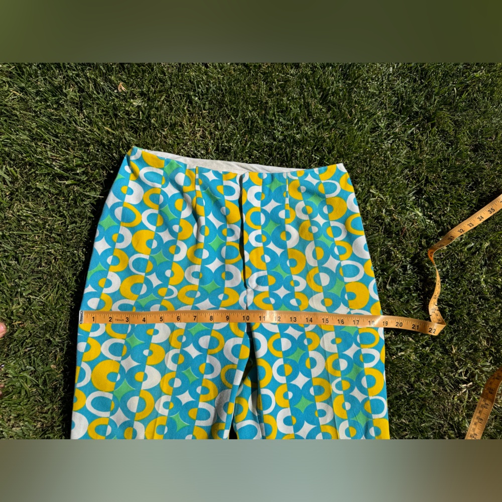 60s Vintage Green White and Blue Geometric Circle Print Kick Flares - Picture 7 of 9